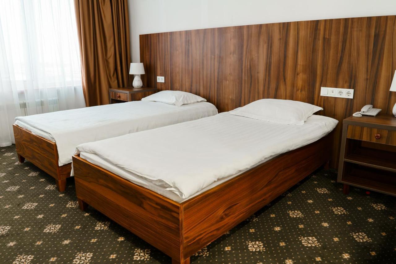 Hotel The Square Akmola Esterno foto