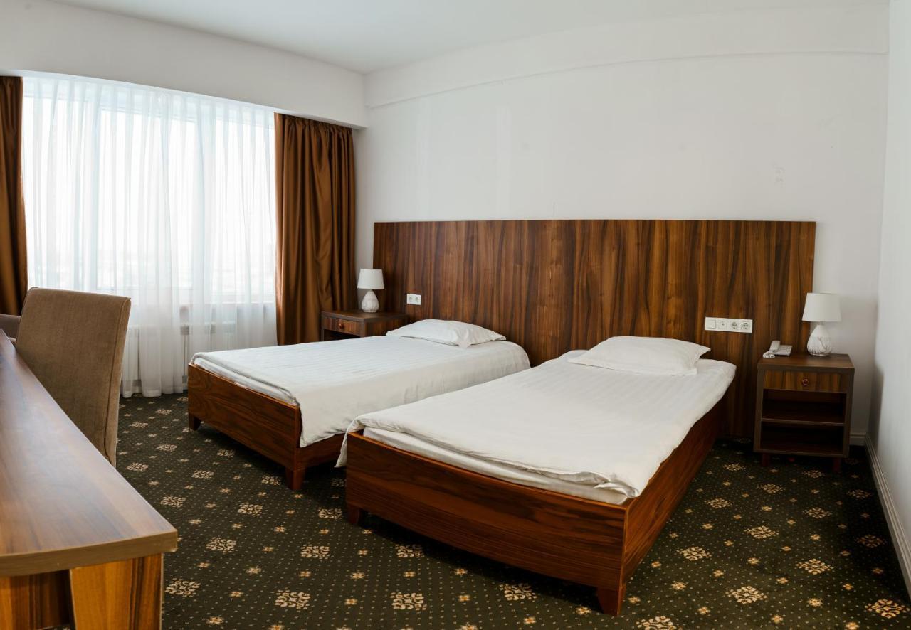 Hotel The Square Akmola Esterno foto