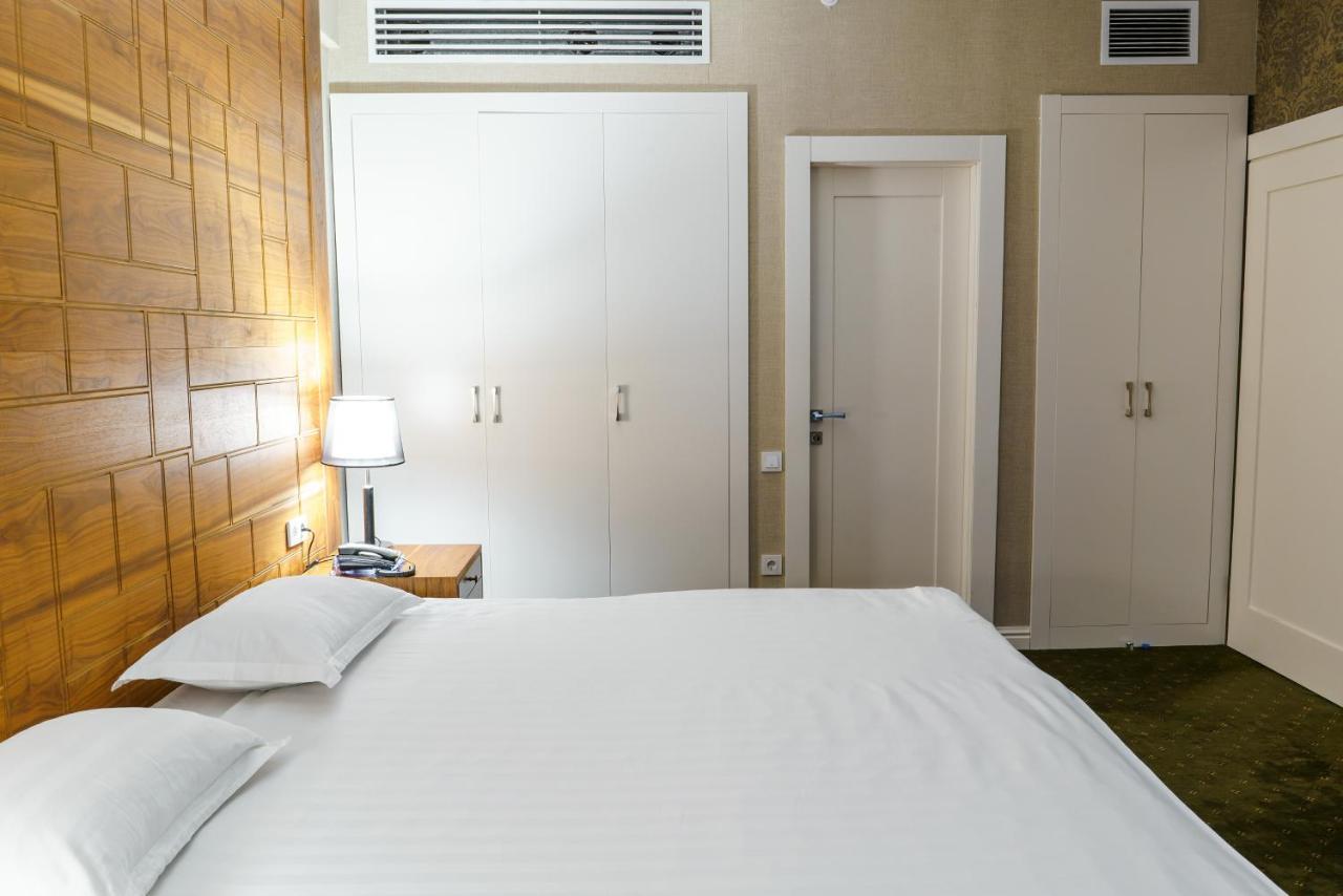 Hotel The Square Akmola Esterno foto