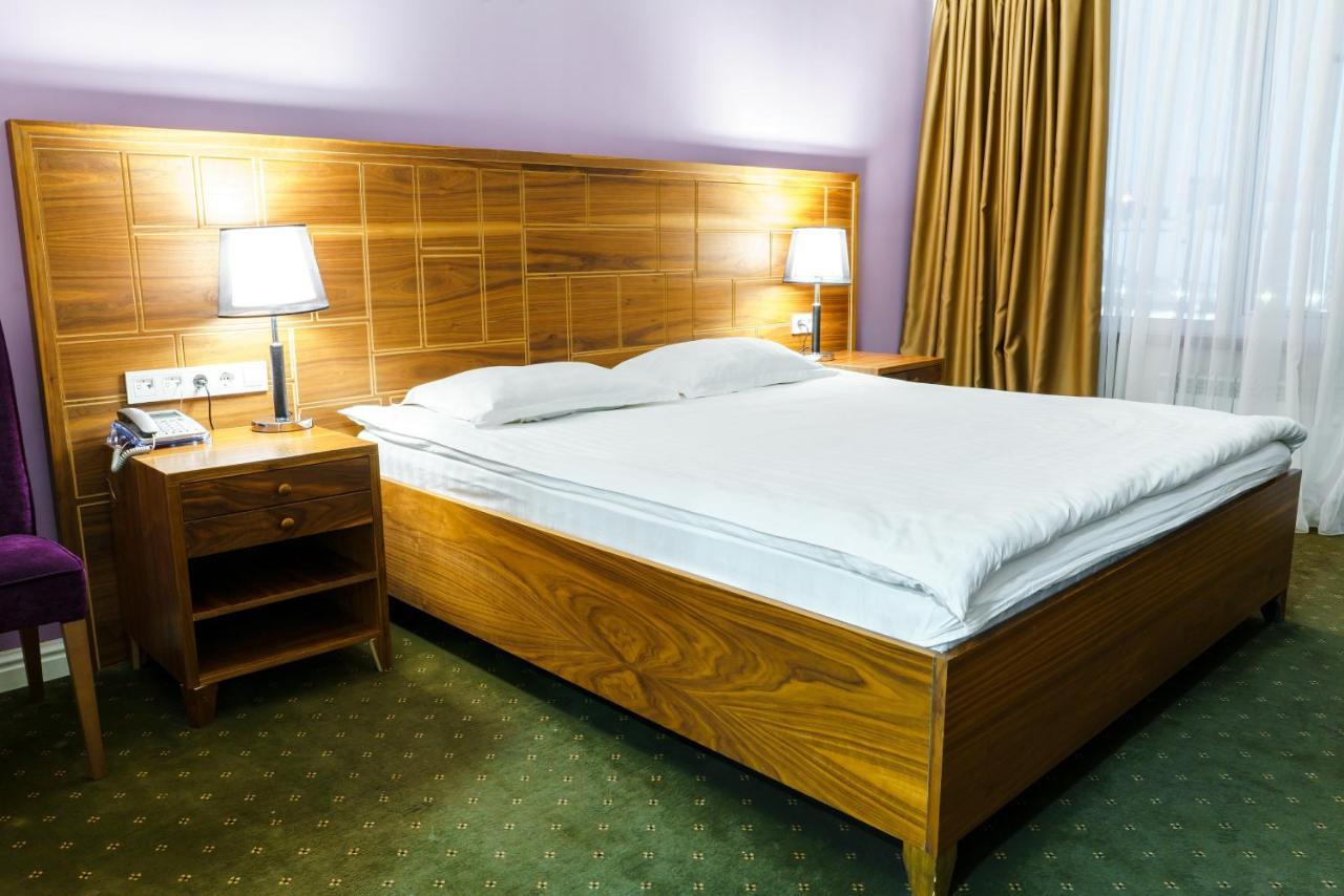 Hotel The Square Akmola Esterno foto
