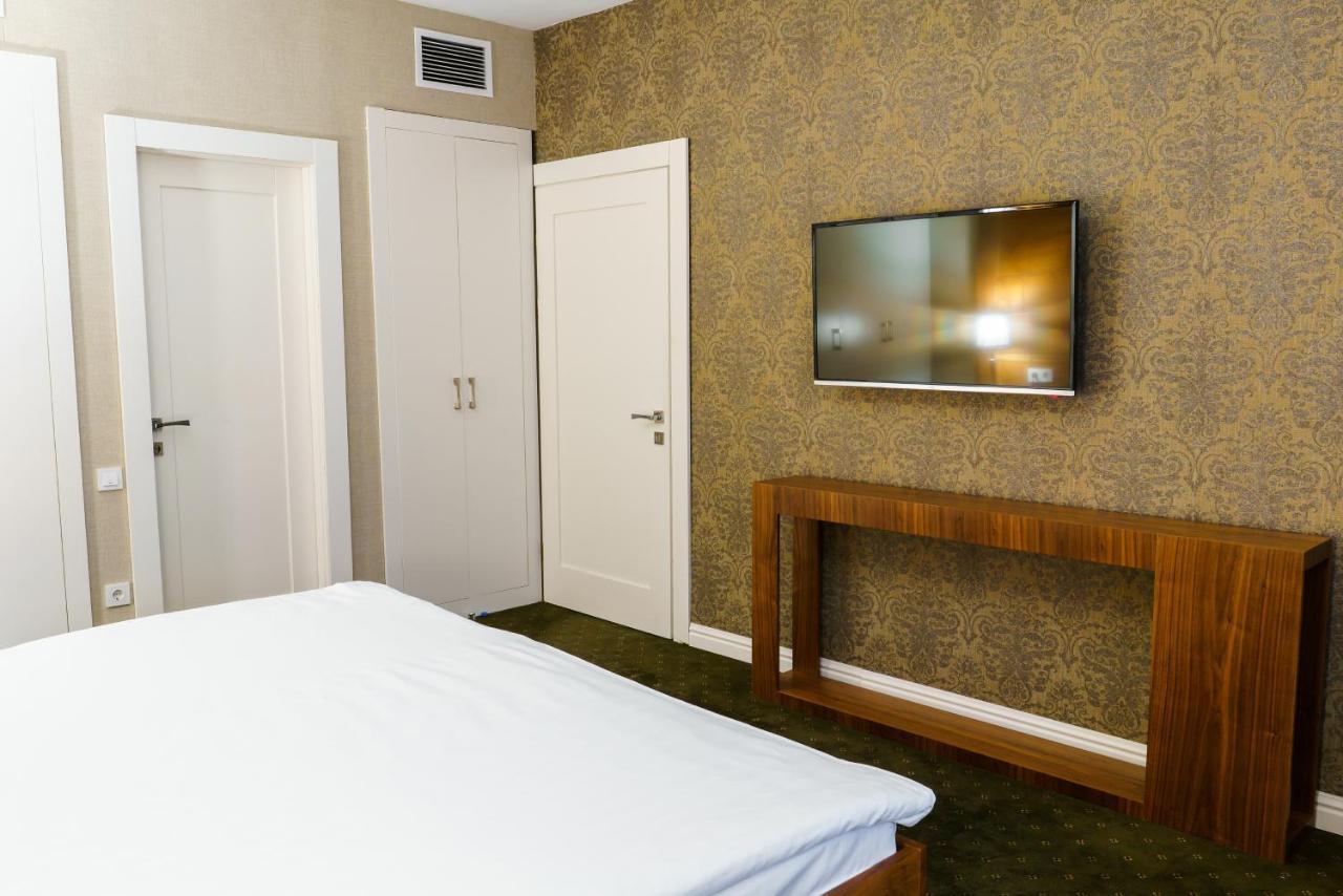 Hotel The Square Akmola Esterno foto